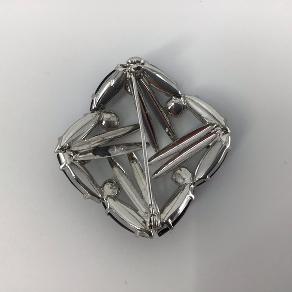 Vintage Rhinestone Brooch - Picture 8 of 13